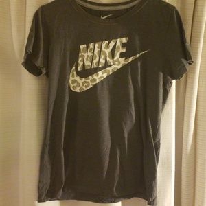 Gray Nike t-shirt